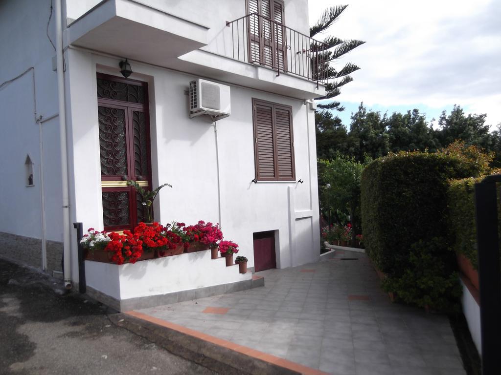 Casavacanzeinsicilia Etna Taormina Villa Piedimonte Etneo Luaran gambar